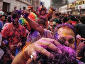 psicologiasdobrasil.com.br - Qual é a relação entre o Carnaval e a Psicologia?