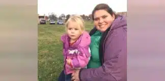 Mãe perde 108 quilos se exercitando 10 minutos por dia Mãe perde 108 quilos se exercitando 10 minutos por dia