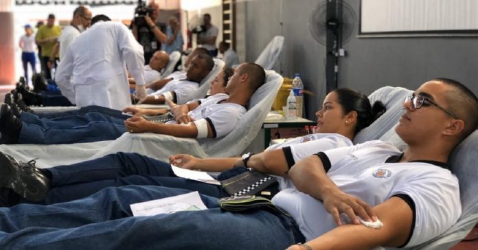 Combate ao coronavírus: Polícia Militar se mobiliza para suprir o estoque de banco de sangue