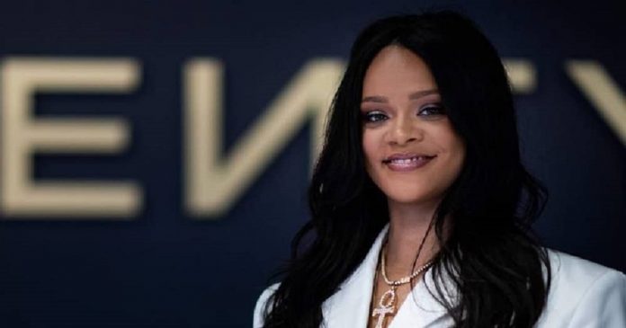 Rihanna doa mais de R$25 milhões para ajudar no combate ao coronavírus