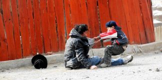 Pais alcoólatras e as dores emocionais que os filhos carregam por toda a vida