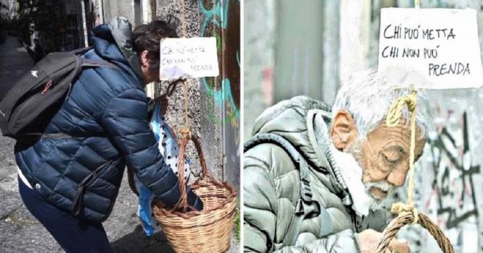 Italianos penduram cestas de alimentos para moradores de rua durante pandemia