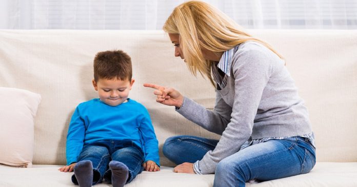 5 comportamentos que pais amorosos nunca devem ter com seus filhos