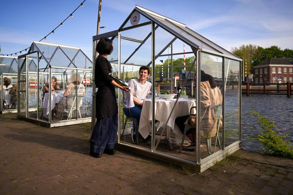 psicologiasdobrasil.com.br - Restaurante na Holanda receberá clientes em estufas para evitar contaminação