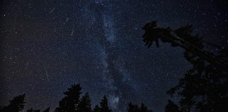 Maio promete noites inesquecíveis com chuva de meteoros e cometas