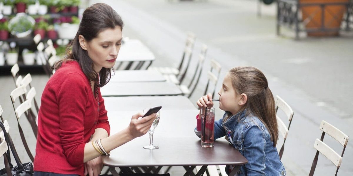 psicologiasdobrasil.com.br - Seu vício em celular faz mal a seu filho