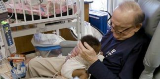Aposentado encontra novo sentido para vida acarinhando crianças doentes em hospital Infantil
