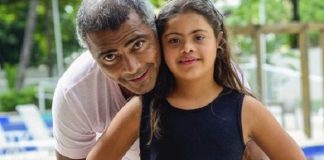 Romário diz que trata filha com síndrome de Down igual a todos os filhos