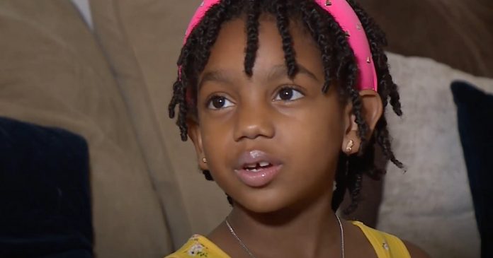 Menininha de seis anos realiza o sonho de alimentar pessoas em situação de rua