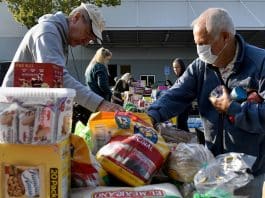 Chile aprova lei que obriga empresas a doar alimentos com prazo de validade prestes a vencer