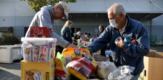 Chile aprova lei que obriga empresas a doar alimentos com prazo de validade prestes a vencer