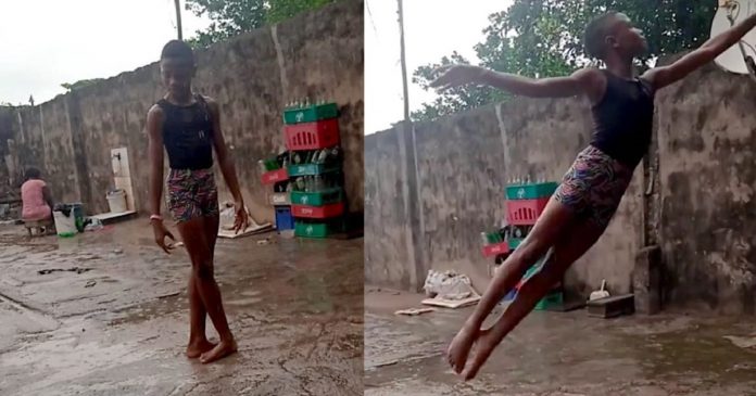 Menino nigeriano ganha bolsa de estudos após viralizar com vídeo em que dança na chuva