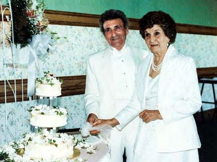 psicologiasdobrasil.com.br - Namorados de infância comemoram 85 anos de casamento. Ele tem 102 anos, ela 100