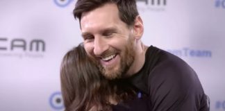 Messi doa óculos especiais de $ 4.000 a menino cego e ele passa a enxergar