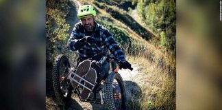 Aventureiro com paraplegia cria uma mountain bike especial para pessoas com deficiência