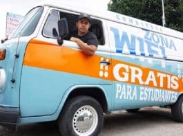 Professor leva internet gratuita para alunos em sua “Combiteca” durante a pandemia