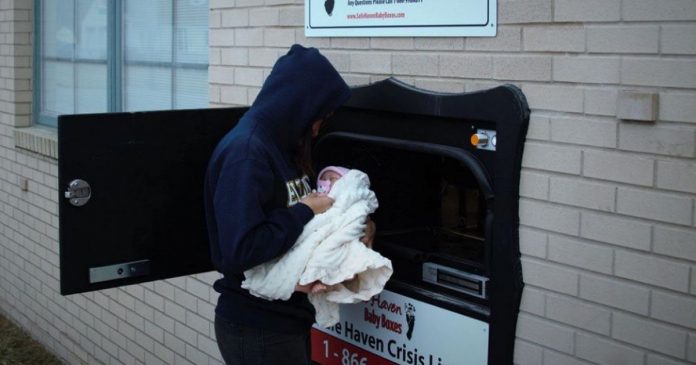 Decisão polêmica: Bruxelas instala “caixa de correio” para bebês indesejados