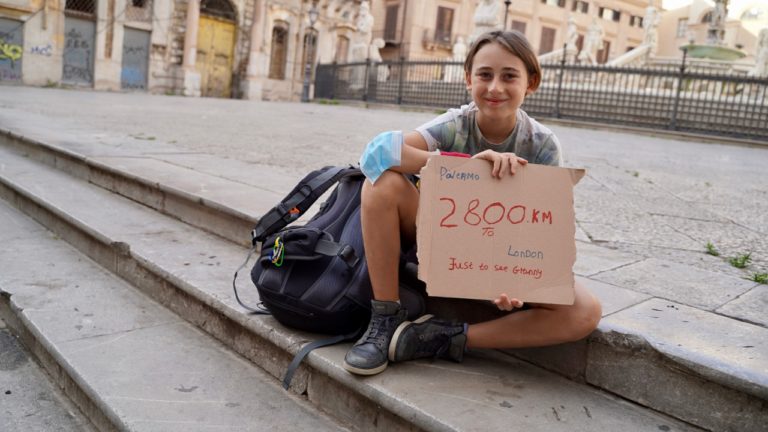 psicologiasdobrasil.com.br - Menino de 10 anos caminha mais de 2.700 km para visitar sua avó em meio à pandemia