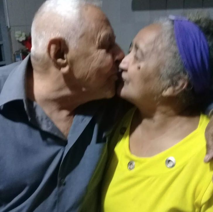 psicologiasdobrasil.com.br - Após 62 anos juntos, eles faleceram no mesmo dia por coronavírus: "Foram unidos por Deus"