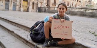 Menino de 10 anos caminha mais de 2.700 km para visitar sua avó em meio à pandemia