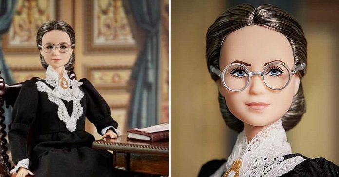 Barbie comemora 100 anos do voto feminino nos EUA com boneca para inspirar as meninas
