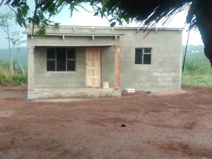 psicologiasdobrasil.com.br - Homem constrói casa para uma idosa e seus netos que viviam em casa de barro