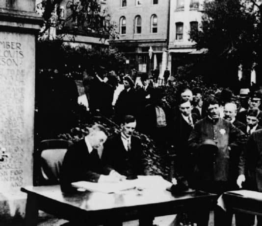 Durante a pandemia de 1918, houve uma liga anti-máscara que ceifou milhares de vidas