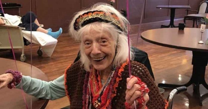Aos 102 anos, ela venceu a Covid-19 pela segunda vez!
