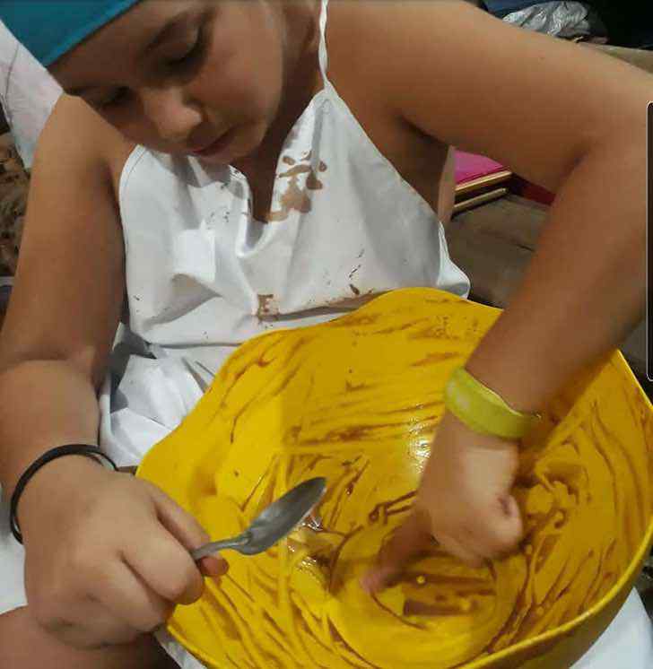 psicologiasdobrasil.com.br - Menino de 10 anos comemorou seu aniversário sozinho porque sua família está com COVID-19