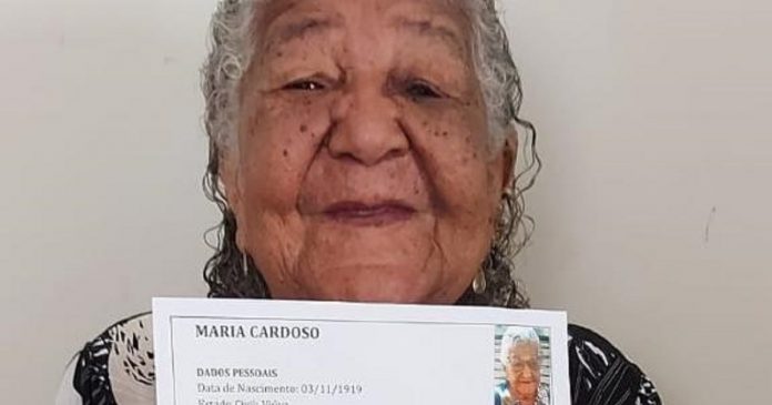 Aos 101 anos, vovó envia currículo e acaba viraliza nas redes: “Lição de força”