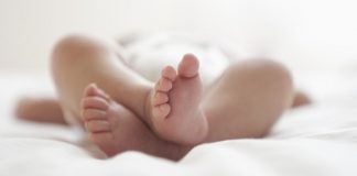 Bebê com Covid-19 intriga médicos por carga viral 51 mil vezes maior que outras crianças