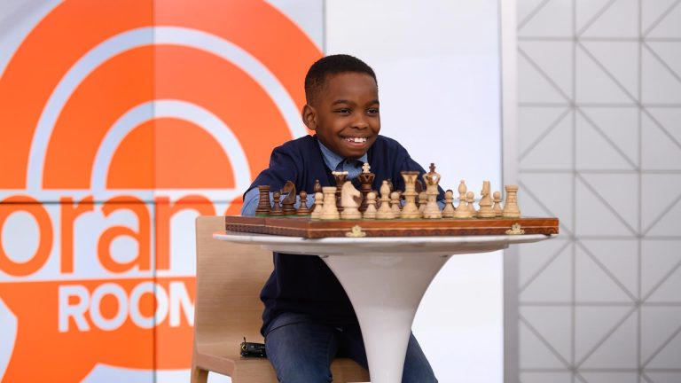 psicologiasdobrasil.com.br - Menino nigeriano de 10 anos torna-se Mestre Nacional de Xadrez nos EUA