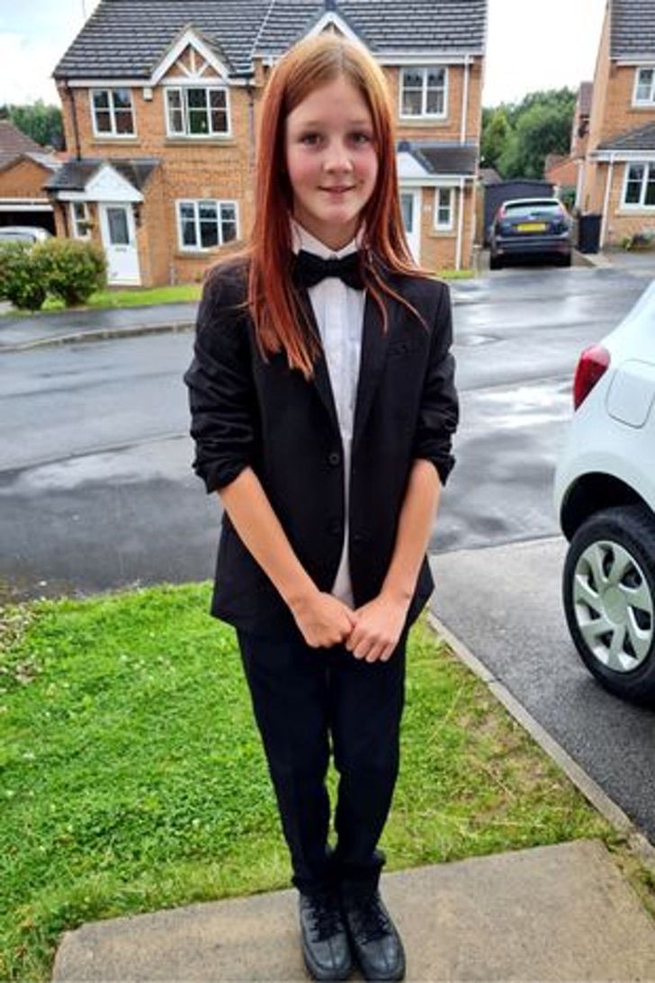 psicologiasdobrasil.com.br - Menina de 11 anos foi vítima de bullying por usar terno e gravata para ir à festa. Os adultos riram dela