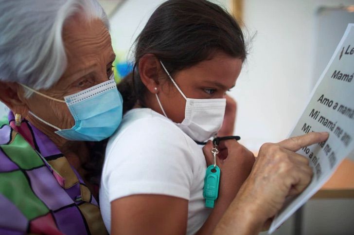 psicologiasdobrasil.com.br - Aos 89 anos, professora segue se dedicando ao nobre ofício de  lecionar