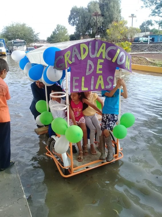 psicologiasdobrasil.com.br - Família que utilizou triciclo na caravana de formatura ganha viagem de limusine