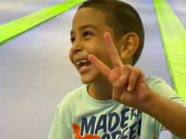 “Eu limpo meu quarto, lavo a louça”: menino que vive em orfanato pede para ser adotado