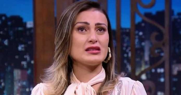 Andressa Urach é diagnosticada com transtorno de personalidade borderline