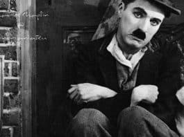“O mundo pertence a quem ousa”, um belo poema de Charles Chaplin