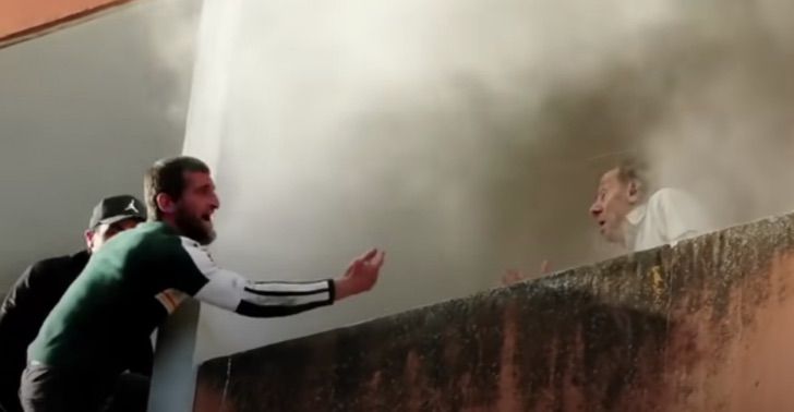 psicologiasdobrasil.com.br - Jovens escalaram prédio em chamas para salvar idoso: "Não havia tempo para ter medo"