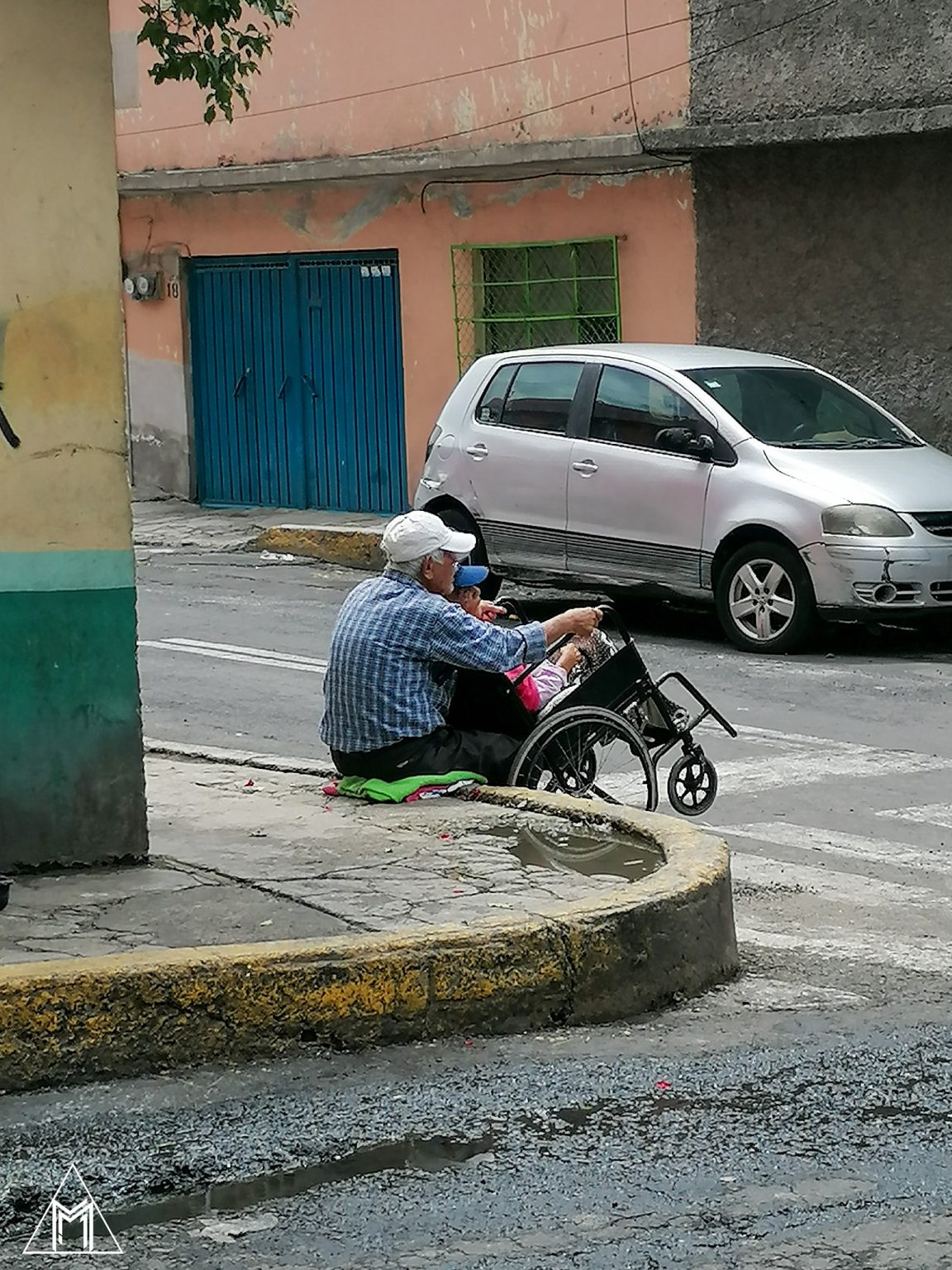 psicologiasdobrasil.com.br - Artista urbano eterniza em mural o amor entre dois idosos e viraliza