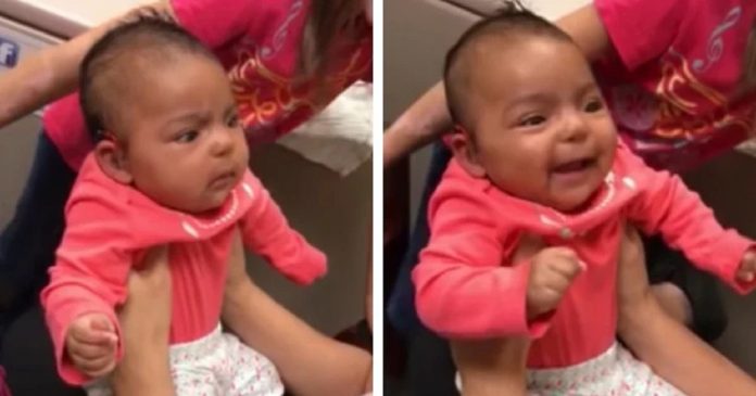 Bebê de 3 meses tem a melhor reação ao ouvir a voz da mãe pela primeira vez (VÍDEO)