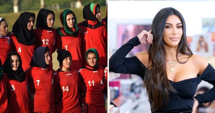 Kim Kardashian pagou viagem de jogadoras afegãs para o Reino Unido. Deu a elas uma vida livre