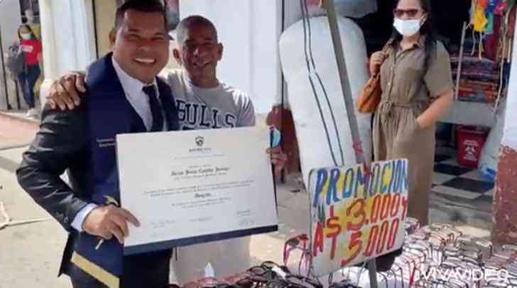 psicologiasdobrasil.com.br - Advogado recém-formado dedica título a seu pai vendedor ambulante