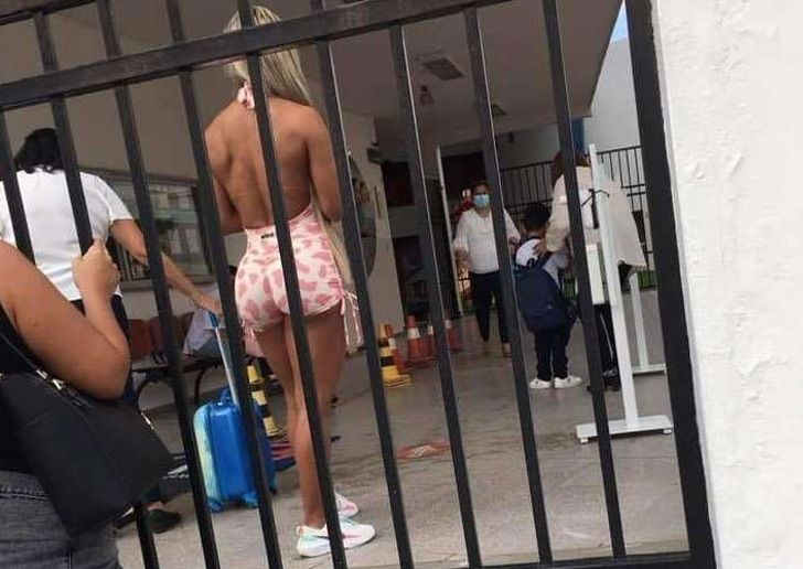 psicologiasdobrasil.com.br - Mãe foi criticada por buscar filho na escola com "pouca roupa". Ela é modelo fitness