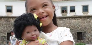 Apae lança linha de bonecas com síndrome de Down para promover auto-estima e representatividade