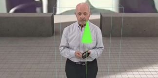 Idoso criou um holograma 3D dele mesmo para que seus bisnetos possam conhecê-lo