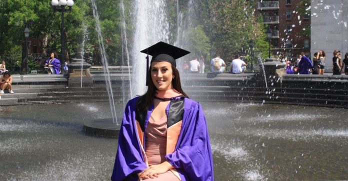 “Não tive escolha”: jovem vendeu seus óvulos para pagar a dívida da faculdade. Ganhou 50 mil dólares
