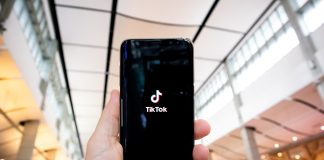 “Desafio do apagão” do TikTok pode ter tirado a vida pelo menos sete crianças