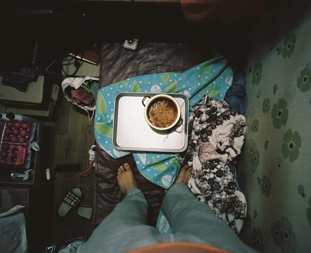 psicologiasdobrasil.com.br - Fotógrafo retrata cotidiano de pessoas que vivem em apartamentos de 4m² na Coreia do Sul