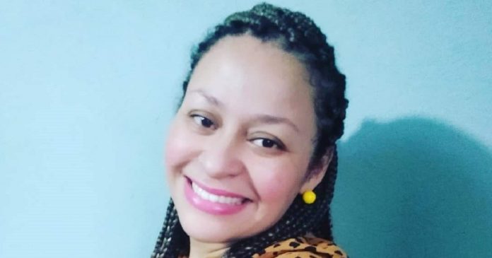Professora atingida no ataque em Aracruz desperta do coma e reconhece familiares
